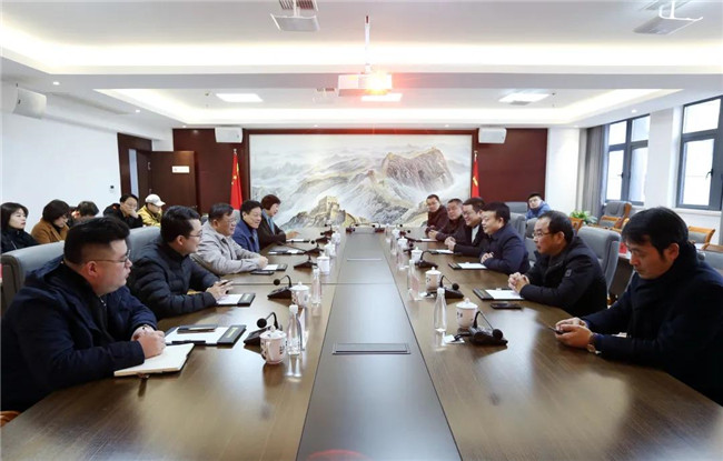 市國資委黨委書記、主任朱平生帶隊走訪慰問城投集團