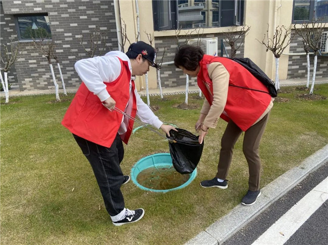 學(xué)習(xí)雷鋒我先行 追夢奮進新時代——市城投集團開展學(xué)雷鋒志愿活動